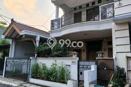 Hunian Cantik Minimalis Lb 180m2 di Ciputat, Tangerang Selatan Hunian Cantik Minimalis Lb 180m2 di Ciputat, Tangerang Selatan