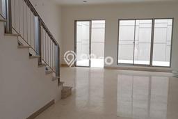 Rumah Asri di , 3 KM, Luas 160m2m² LB 240m2m² Rumah Asri di , 3 KM, Luas 160m2m² LB 240m2m²