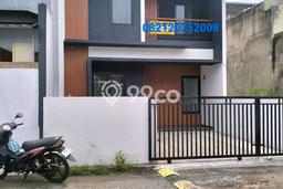 Jual Rumah Bagus Siap Huni LB 140m2 di Arcamanik, Bandung Jual Rumah Bagus Siap Huni LB 140m2 di Arcamanik, Bandung