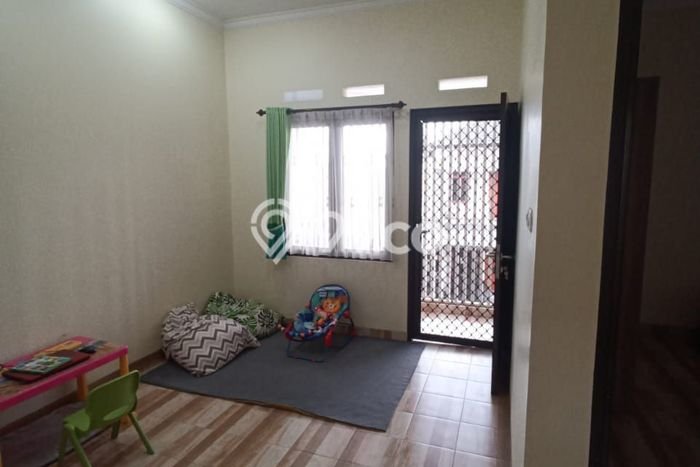 Dijual Cepat Rumah Bagus Siap Huni LB 140m2 di Cimahi Utara, Cimahi Dijual Cepat Rumah Bagus Siap Huni LB 140m2 di Cimahi Utara, Cimahi