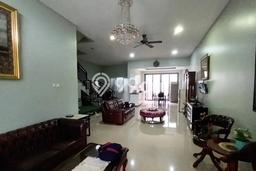 Rumah Modern 4 KT di Sarijadi Bandung Semi Furnished Rumah Modern 4 KT di Sarijadi Bandung Semi Furnished