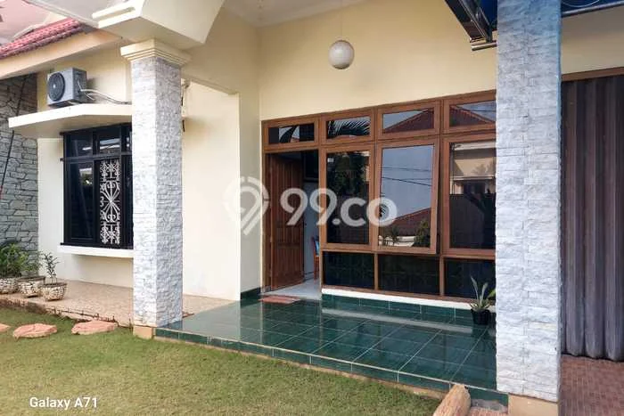 Jual Rumah Bagus Siap Huni LB 240m2 di Pedurungan, Semarang Jual Rumah Bagus Siap Huni LB 240m2 di Pedurungan, Semarang