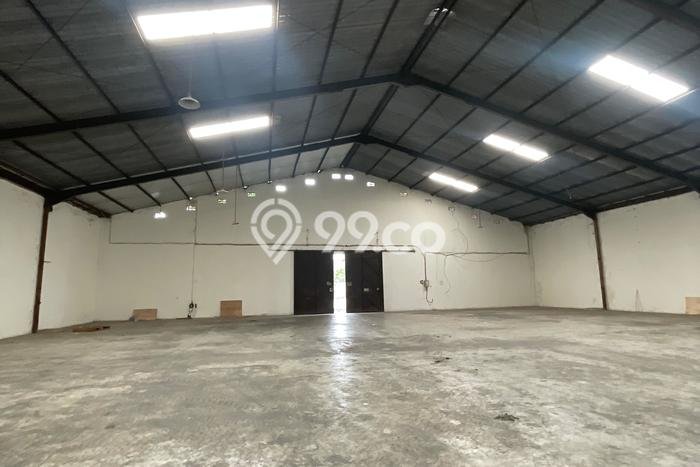 Gudang Kawasan Ngaliyan, Luas 1260m2m², Disewakan, Pusat Bisnis, Siap Usaha Gudang Kawasan Ngaliyan, Luas 1260m2m², Disewakan, Pusat Bisnis, Siap Usaha