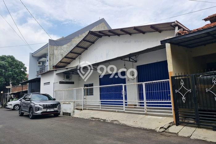 GUDANG 250m² DAERAH TENGAH KOTA SEMARANG GUDANG 250m² DAERAH TENGAH KOTA SEMARANG