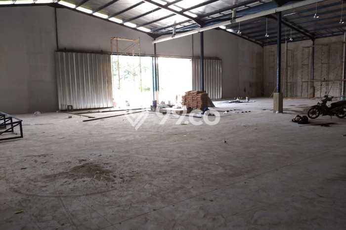 Gudang Disewakan di Kawasan Ramai Ngaliyan, Semarang Gudang Disewakan di Kawasan Ramai Ngaliyan, Semarang