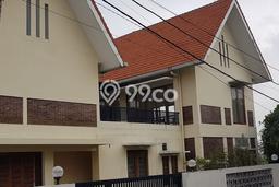 Rumah Luxury Modern Siap Huni di Bukit Sari Semarang Rumah Luxury Modern Siap Huni di Bukit Sari Semarang