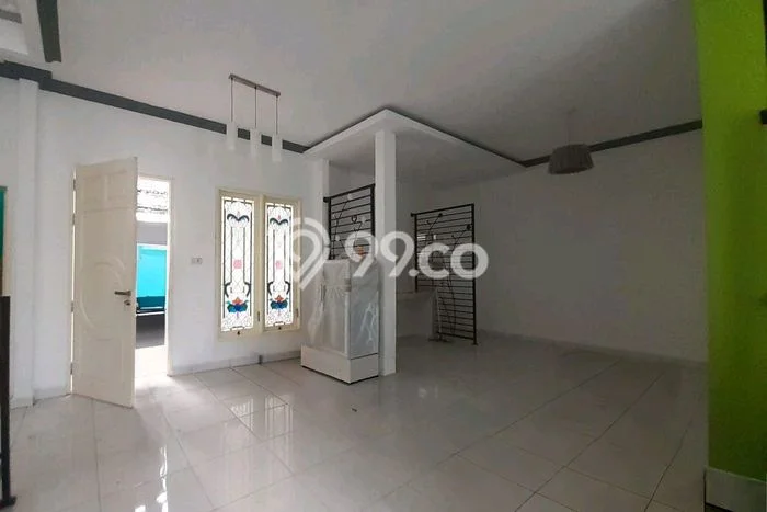 Rumah Strategis Modern Lb 250m2 di Samarinda Utara, Samarinda Rumah Strategis Modern Lb 250m2 di Samarinda Utara, Samarinda