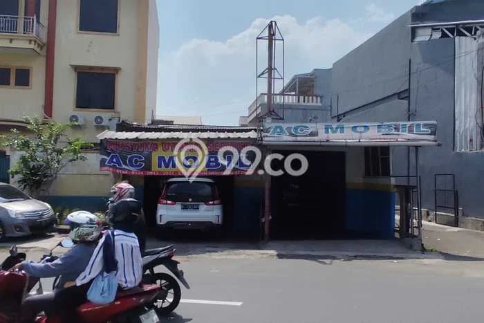 Unit Ruko Dijual di Depok Sleman Luas Tanah 201m2, Luas Bangunan 200m2 Unit Ruko Dijual di Depok Sleman Luas Tanah 201m2, Luas Bangunan 200m2
