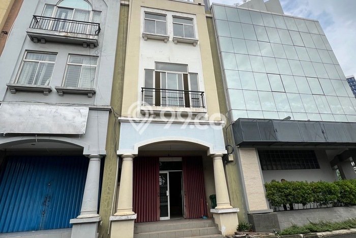 Ruko Area Premium di Serpong Utara, Luas 249m², Prospektif Ruko Area Premium di Serpong Utara, Luas 249m², Prospektif