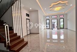 Ready to Use! Luxury House LT 180m2 Desain Elegan di BSD Ready to Use! Luxury House LT 180m2 Desain Elegan di BSD