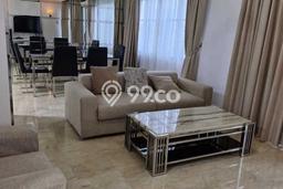 Apartemen Disewakan 3 Kamar Murah Siap Huni di Jakarta Selatan, Luas 135m2 Apartemen Disewakan 3 Kamar Murah Siap Huni di Jakarta Selatan, Luas 135m2