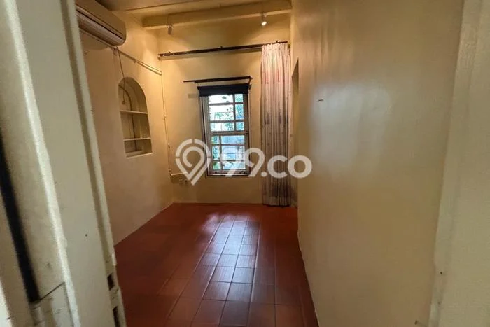 Disewakan Rumah Nyaman di Menteng Harga Rp 700 Juta/ Tahun Disewakan Rumah Nyaman di Menteng Harga Rp 700 Juta/ Tahun