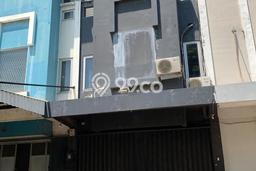 AREA TERSIBUK! Ruko di Pantai Indah Kapuk, Luas 200m², Pusat Komersial AREA TERSIBUK! Ruko di Pantai Indah Kapuk, Luas 200m², Pusat Komersial