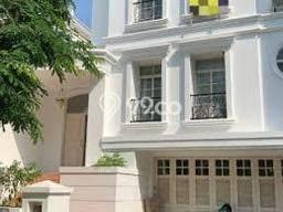 For Sale! Luxury House LT 180m2 Desain Elegan di Pantai Indah Kapuk For Sale! Luxury House LT 180m2 Desain Elegan di Pantai Indah Kapuk