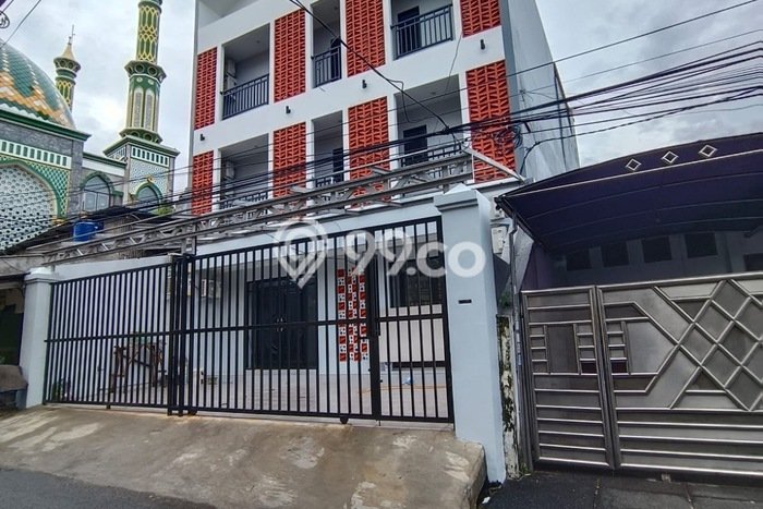 Rumah Kost untuk Dijual di Kemanggisan Punya 35 Kamar Rumah Kost untuk Dijual di Kemanggisan Punya 35 Kamar