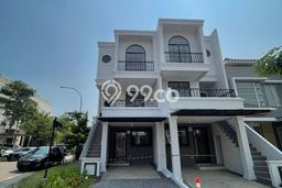 Rumah Terawat 3 KT 4 KM di , Jakarta Utara Rumah Terawat 3 KT 4 KM di , Jakarta Utara