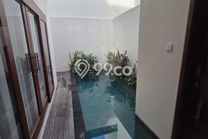 DIJUAL! Vila di , Area 100m2m², Posisi Strategis DIJUAL! Vila di , Area 100m2m², Posisi Strategis
