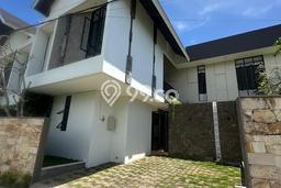 Vila Kawasan , Area 189m2m², Area Nyaman Vila Kawasan , Area 189m2m², Area Nyaman