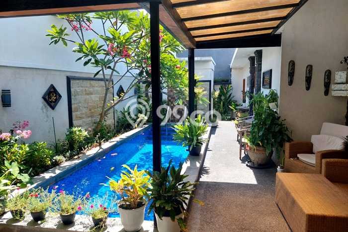 Vila di , Ukuran 210m2m², Area Strategis untuk bisnis Vila di , Ukuran 210m2m², Area Strategis untuk bisnis