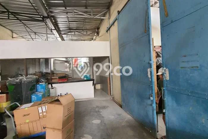 Gudang Area Bisnis di Sunter, Luas 732m², Posisi Prima Gudang Area Bisnis di Sunter, Luas 732m², Posisi Prima