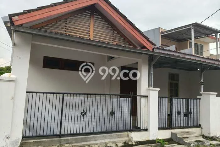 Disewakan! Rumah 2 Kamar Tidur &
1 Kamar Mandi di Bekasi Kota, Bekasi Disewakan! Rumah 2 Kamar Tidur &
1 Kamar Mandi di Bekasi Kota, Bekasi