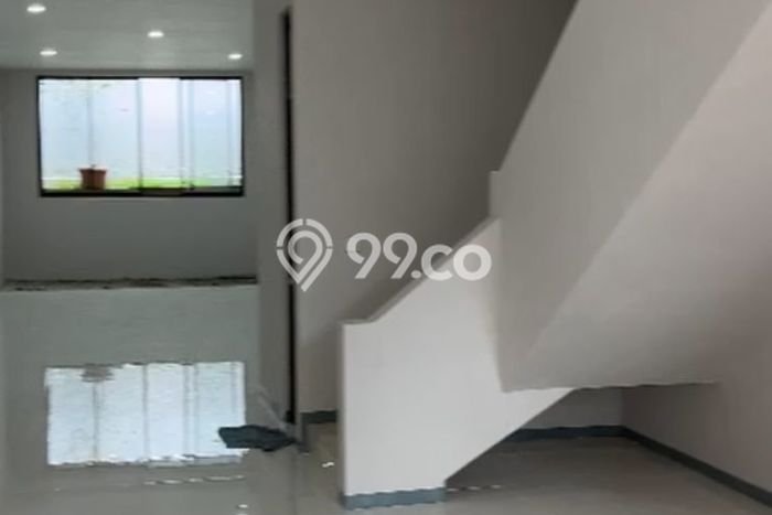 Ruko untuk Disewa di Pusat Bandung Luas Bangunan 126m2 Ruko untuk Disewa di Pusat Bandung Luas Bangunan 126m2