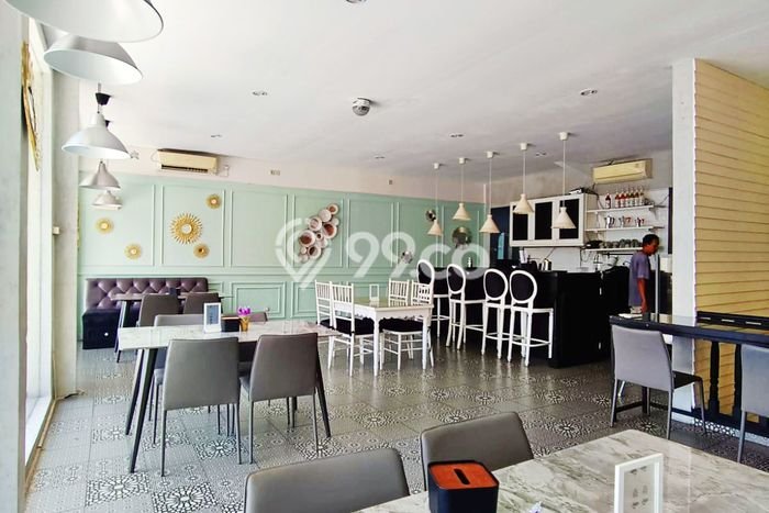 Ruko Dijual di Jakarta Selatan LT 340m2 & LB 240m2 Lokasi Terbaik! Ruko Dijual di Jakarta Selatan LT 340m2 & LB 240m2 Lokasi Terbaik!