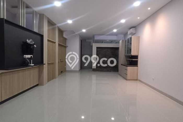 Disewakan Cepat Rumah Kondisi Baik di Area Kebayoran Baru, Jakarta Selatan Disewakan Cepat Rumah Kondisi Baik di Area Kebayoran Baru, Jakarta Selatan