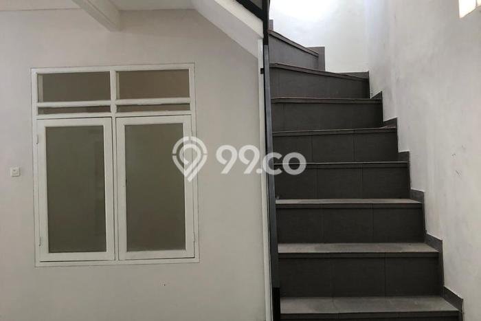 Hunian Nyaman Asri 6 KT Siap Pakai di Taman Holis Indah Bandung Hunian Nyaman Asri 6 KT Siap Pakai di Taman Holis Indah Bandung