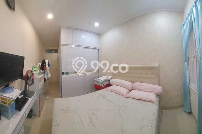 Rumah Minimalis 3 KT LT 114m2 di Taman Kopo Indah Rumah Minimalis 3 KT LT 114m2 di Taman Kopo Indah