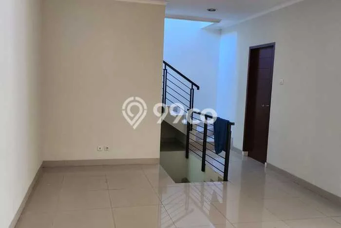 For Sale Hunian Rumah Terawat 3 KT di Geger Kalong, Bandung For Sale Hunian Rumah Terawat 3 KT di Geger Kalong, Bandung