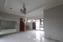 Rumah Lingkungan Nyaman kawasan , Bandung, Luas 135m2m² Bangunan 235m2m² Rumah Lingkungan Nyaman kawasan , Bandung, Luas 135m2m² Bangunan 235m2m²