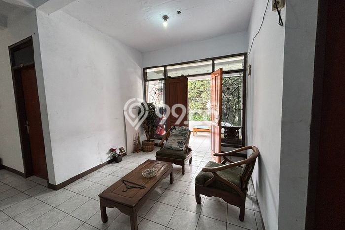 For Sale! Luxury House LT 503m2 Desain Elegan di Cibogo For Sale! Luxury House LT 503m2 Desain Elegan di Cibogo
