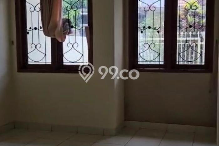 Dijual Rumah Eksklusif 2 KT di Taman Kopo Indah, Bandung Dijual Rumah Eksklusif 2 KT di Taman Kopo Indah, Bandung