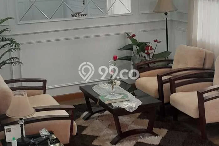 Rumah Luas Asri 5 KT Siap Pakai di Cikutra Bandung Rumah Luas Asri 5 KT Siap Pakai di Cikutra Bandung