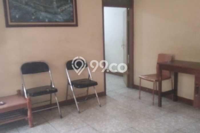 Dijual Hunian Rumah Terawat 17 Kamar di Ciumbuleuit, Bandung Dijual Hunian Rumah Terawat 17 Kamar di Ciumbuleuit, Bandung