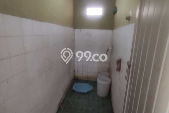 Dijual Segera Kost 11 Kamar, 3 Kamar Mandi di Semarang Selatan, Semarang, Luas 1m2 Dijual Segera Kost 11 Kamar, 3 Kamar Mandi di Semarang Selatan, Semarang, Luas 1m2