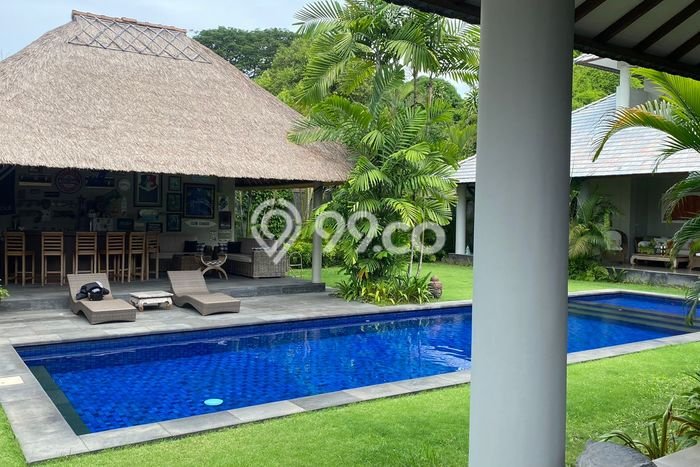 Rumah Elit LB 588m2 Siap Huni Desain Elegan di Sanur Kauh, Denpasar Rumah Elit LB 588m2 Siap Huni Desain Elegan di Sanur Kauh, Denpasar