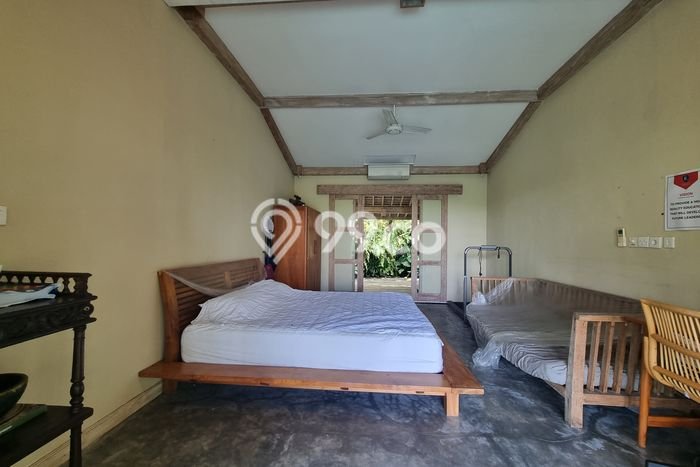 INVESTASI POTENSIAL! Vila Kawasan , Area 428m2m², Lokasi Prima INVESTASI POTENSIAL! Vila Kawasan , Area 428m2m², Lokasi Prima