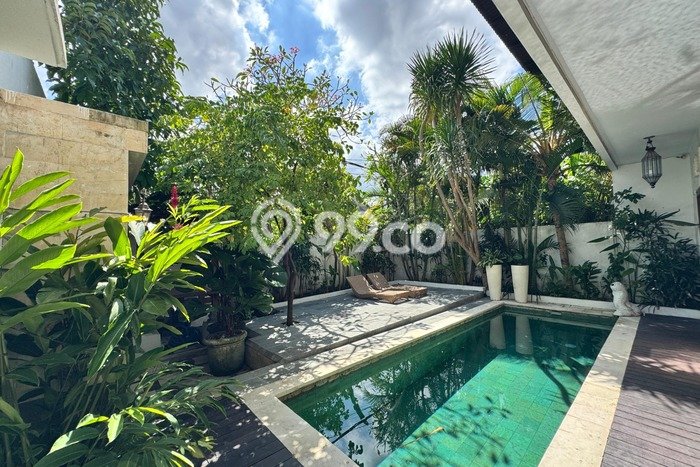 Vila di , Area 200m2m², Posisi Strategis Vila di , Area 200m2m², Posisi Strategis