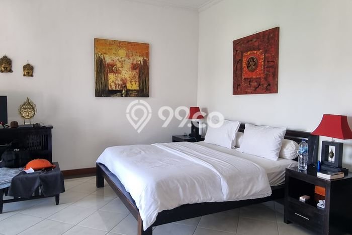 Kesempatan Terbaik! Vila Kawasan , Area 700m2m², Posisi Strategis akses ke beragam fasilitas Kesempatan Terbaik! Vila Kawasan , Area 700m2m², Posisi Strategis akses ke beragam fasilitas
