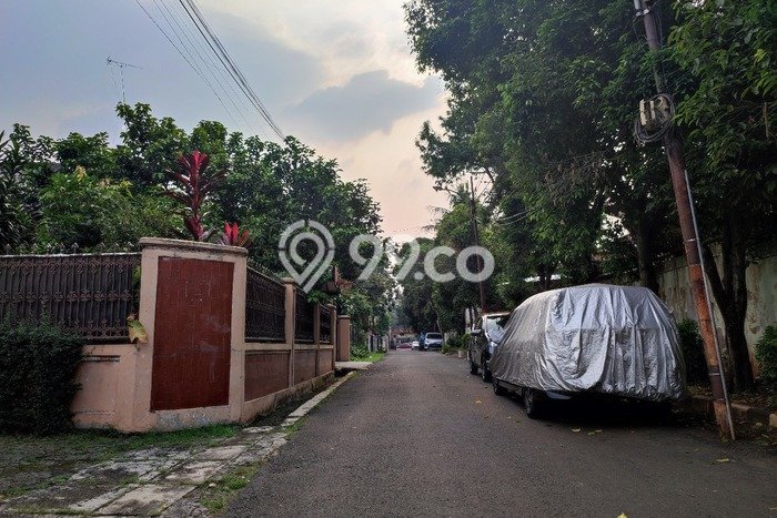 For Sale! Premium House LT 544m2 Desain Modern di Jati Padang For Sale! Premium House LT 544m2 Desain Modern di Jati Padang