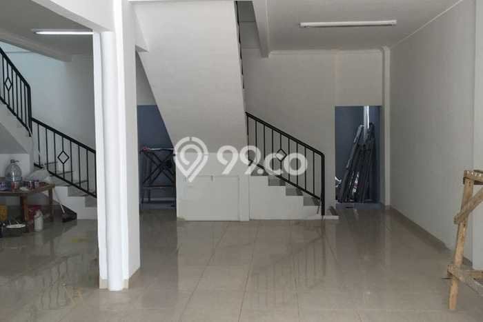 Ruko Dijual di Prime Area Jakarta Timur Luas 570m2 Ruko Dijual di Prime Area Jakarta Timur Luas 570m2