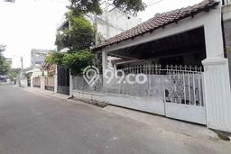 Rumah Elit Modern Tanpa Renovasi di Fatmawati Jakarta Selatan Rumah Elit Modern Tanpa Renovasi di Fatmawati Jakarta Selatan