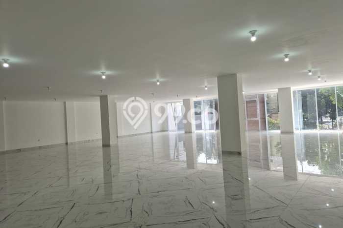 Untuk Dijual Kantor di Duren Sawit Jakarta Timur LT 600m2 / LB 1600m2 Untuk Dijual Kantor di Duren Sawit Jakarta Timur LT 600m2 / LB 1600m2