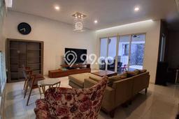 Ready to Use! Luxury House LT 165m2 Desain Modern di Lebak Bulus Ready to Use! Luxury House LT 165m2 Desain Modern di Lebak Bulus