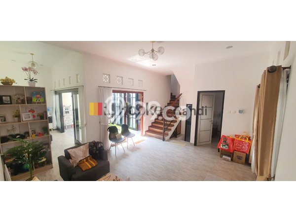 Rumah Strategis Modern Lb 1m2 di Ngaliyan, Semarang Rumah Strategis Modern Lb 1m2 di Ngaliyan, Semarang