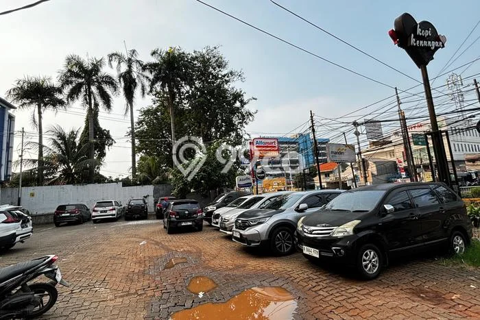 Unit Ruko Tersedia di Otista Spesifikasi LB 450m2 Unit Ruko Tersedia di Otista Spesifikasi LB 450m2
