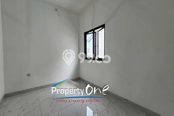 Jual Rumah Bagus Siap Huni LB 148m2 di Serpong, Tangerang Selatan Jual Rumah Bagus Siap Huni LB 148m2 di Serpong, Tangerang Selatan