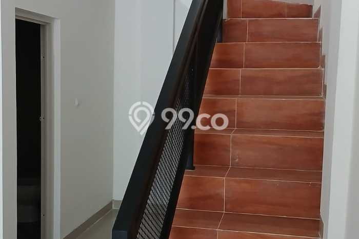 Ruko Dijual Lokasi Emas di Duren Sawit Luas 70m2 Ruko Dijual Lokasi Emas di Duren Sawit Luas 70m2